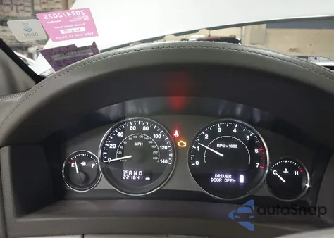 2010 Jeep Grand Cherokee Limited from USA, damaged, VIN 1J4PR5GK7AC145720